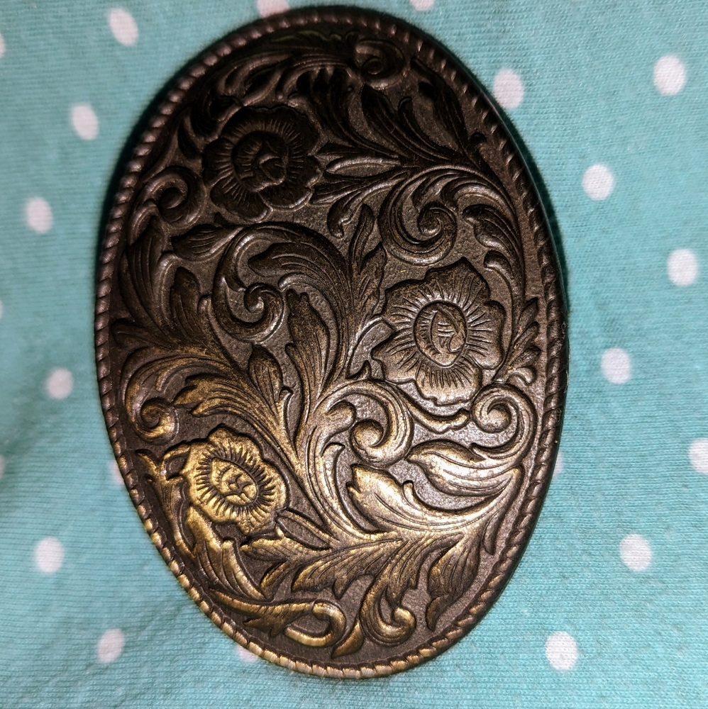 Engraved flower brass belt buckle